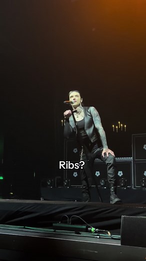Black Veil Brides Concert Crowd & Andy's Ribs Craving