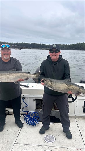 ✨ How to get to Barkley Sound Lodge & what to expect ✨ Getting here is part of the adventure! 🚤 Most guests arrive by driving to Port Alberni, then hopping on our private water taxi across stunning Barkley Sound. For those flying in, you can land in Nanaimo, Comox, or Tofino, then make your way to us. Some even charter a float plane right to us! Once you arrive, expect world-class fishing 🎣, cozy floating accommodations, incredible west coast views, and chef-crafted meals you’ll be talking abo