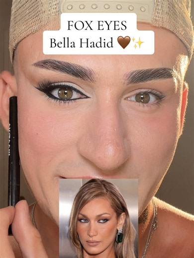 Fox Eyes Bella Hadid 🤎✨ – Étape par étape Tu rêves du regard lifté et étiré de Bella Hadid ? Je te montre comment réaliser facilement les célèbres Fox Eyes, étape par étape. Une technique simple pour allonger le regard, agrandir les yeux et obtenir un maquillage intense et élégant. ✨ Bronzer : @tarte cosmetics macaron sculpt & bronze - cinnamon roll Crayon noir : @Maybelline France Lasting Drama - Noir Pinceau liner fin : @MYKITCO. My feliner Mascara : @Lancôme flutter extension Faux cils : Six