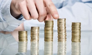 City watchdog warns savers being sold complex structured investments