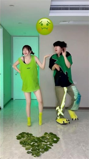 Fast 🆚Slow Dance 🫢 Which emotion do you pick? #funny #dance #couple #zoey
