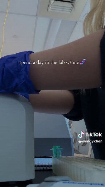 Restructuring Biology Experiments in the Lab