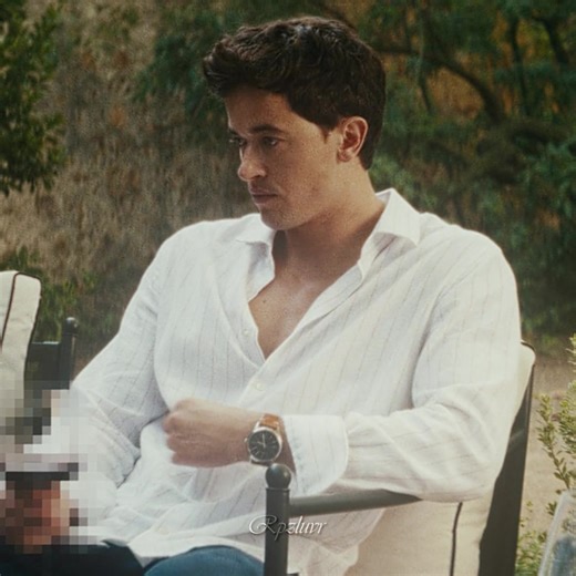 oh he looked tewww good in this movie - ac jeansaudios text @44getologist dt @stefan @Ruby May🍓 @katie @franki ⸆⸉🤍 @mogfxx @𝓐𝓵𝓲𝓿𝓮𝓼𝔁𝓼𝔁 @swidrigo @nora @sf2ng @yoel #tomblyth #alexnilsen #peoplewemeetonvacation #pwmov #edit original content / fake everything!