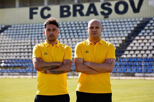 Marian Ivan deschide la Brașov o școală de fotbal unică, împreună cu Buga. ”Vrem să-i învățăm pe copii cum să lucreze ofensiv. Nu vedeți că nu mai avem oameni de gol? Ca să ajungi în top, faci ore suplimentare dacă vrei să pui mâna pe un contract mare când ai crescut!”. O amintire din China: ”Mi-au organizat ăia spectacol de ziua mea”