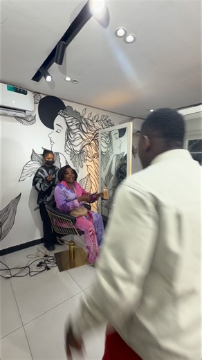 Akinyoola Ayoola Buzz on Instagram: "I no go greee ooo😂😂😂😂 Love & New Notes is showing in select cinemas for our advanced screening. Grateful for everyone who believed in this story before the lights even dimmed. If you’re near a cinema, come feel it first. This one is special. 🎬✨"