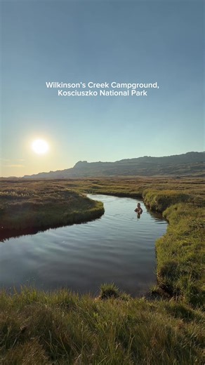 I refuse to sleep at ugly campgrounds. If I’m going to spend all day hiking, you best believe that I am finding the prettiest spot possible for me to set up camp and watch the sunset. Bonus points if there’s somewhere I can swim & somewhere I can fill up my water for the next day. Wilkinson’s Creek Campground in Kosciuszko National Park is all of that and more. Only 3.5km from Mount Kosciuszko Summit, it’s one of the best campsites I’ve stayed at in NSW, Australia. #kosciuszko #overnighthike #ns