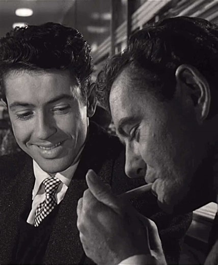 but guy , I like you INFO 🚂 👥 🎠 - film : strangers on a train ( 1951 ) - song : devil’s advocate the neighbourhood - cast : robert walker farley granger #oldhollywood #classichollywood #oldfilm #classicfilm #farleygranger #farleygrangeredit #robertwalker #robertwalkeredit #strangersonatrain #strangersonatrain1951 #strangersonatrainedit #guyhaines #brunoantony #alfredhitchcock #movieedit #filmedit #vintageedit #vintageedits #edit #edits #classichollywoodedit #oldhollywoodedit