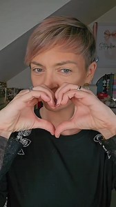 24K views · 151 reactions | Hello les copines. Bien dormi ? On se prépare facilement pour la st valentin ou pas lol Bon lundi #40ans #40years #makeup #cannes #saintvalentin2025 #love #levrespulpeuses #redlips | U-nikmakeup - Steph Frem | Facebook