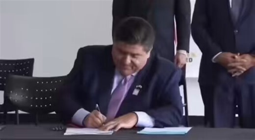 Fuck J B Pritzker Who in their right mind repeal a law like this on not prosecuting HIV spreaders for giving some unsuspecting soul the worst disease of all time