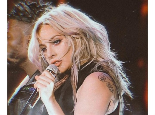 还记得当年Ladygaga横空出世，搅动欧美乐坛的震撼吗？