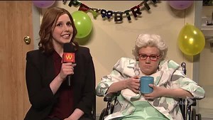 53K views · 399 reactions | Happy Birthday Flossie! #KateMcKinnon #SNL | Global TV | Facebook