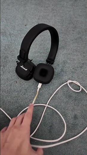 How To Fix Marshall Major V Not Charging (Quick Guide)