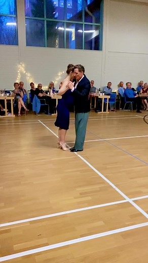 6.6K views · 209 reactions | Milonga is so much fun 朗 #milongalesson #milonga | Tango Space | Facebook