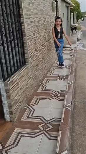 Leonardo Vieira on Instagram: "Linda demais minha top model 💃🥰🫶👏👏👏 #EmillyLorrane #blogueirinha #linda #viral #passarelas"