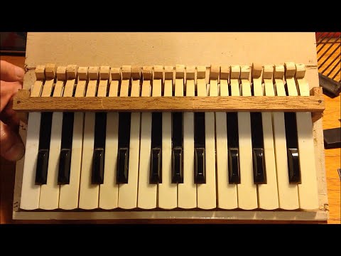 50s Toy Piano Fix