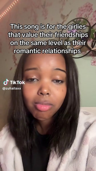 Understanding Platonic Friendships and Their Significance