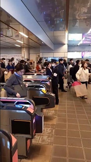 【激混みの東急日吉駅】3月23日「卒業シーズンにはご注意駅」東急東横線 東急目黒線 都営三田線 横浜市営地下鉄グリーンライン 東急電鉄他 横浜観光 横浜市港北区