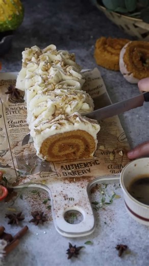Traditional autumn desserts perfect for Thanksgiving celebration