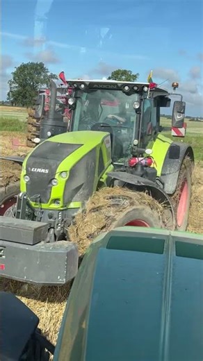 Class Axion 960 Wet In The Mud