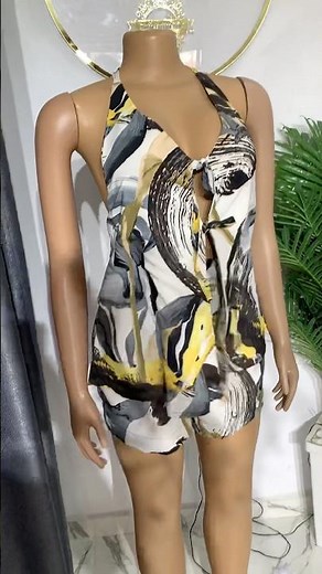 How to cut this trendy backless top with halter neck|| Easy backless blouse Tutorial||easy method.