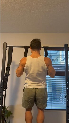 Varied grip pulls with the 8Sling utility straps and 46mm vector grips