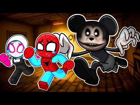 Escaping THE SCARY MOUSE in Roblox!