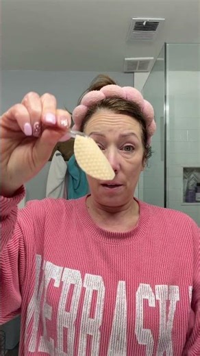 Medicube Red Succinic Acid Pads help target breakouts, refine pores, and gently exfoliate for