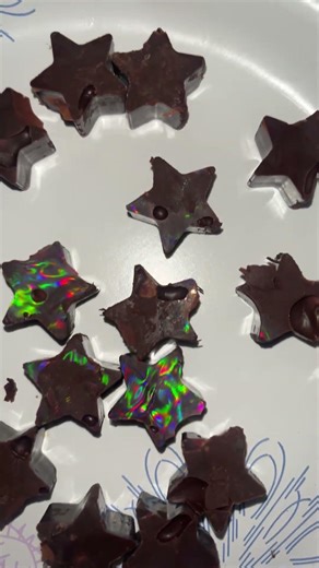 Diffraction grating chocolates