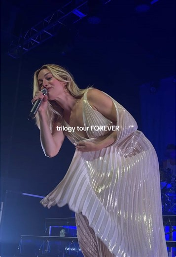 Tour of our life 💖 #ashemusic #ashe #tour