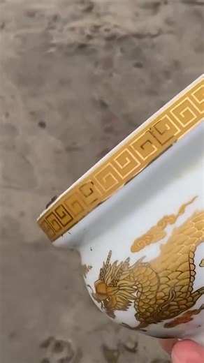 84K views · 2.3K reactions | Rare mudlarking treasures for the museum! | Si-finds Thames Mudlark | Facebook