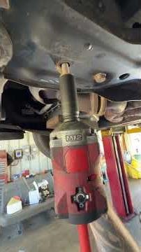 Front engine mount on dodge caravan #mechanic #car #carrrpair #mechaniclife #dodge
