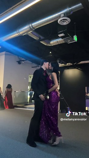 Sparkling Senior Prom: Unforgettable Night of Pop and Elegance