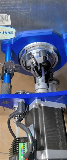 Automatic Lock Decoder. Reliable performance. Great price. An essential tool for professional safe technicians. Made in China. Feel free to DM me if you're interested. | 崔凯旋