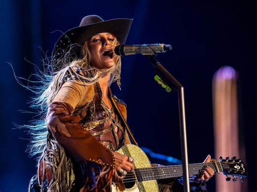 Lainey Wilson Stagecoach setlist − Everything she played in order