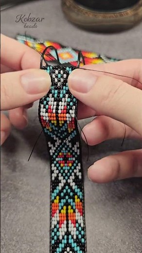 How to finish a beaded bracelet? Bead weaving for beginners.