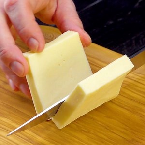 Your favorite snack has been missing this ingredient all along! 🍗🧀🤩 FULL RECIPE: https://bit.ly/2I1BrCl | Scrumdiddlyumptious