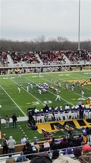 Pass interference on Hannibal, 1at down Kearney #football #collegefootball #nfl