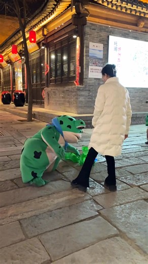 Funny frog 😂😂 #funnymemes #dank #laugh #funny #dailymemes #viral #lmao #fun #lol #cute #jokes #love #dankmemes #instagram #explorepage #follow #humor #memesdaily | Funny Frogs