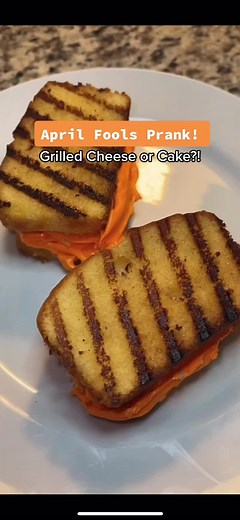 The tastiest April Fools prank! Grilled cheese or cake?! 🤔 #kroger #grilledcheese #cakeorfake #aprilfools #aprilfoolsday #prank