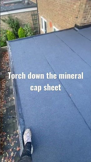 How we replace felt flat roofs step-by-step 🔨