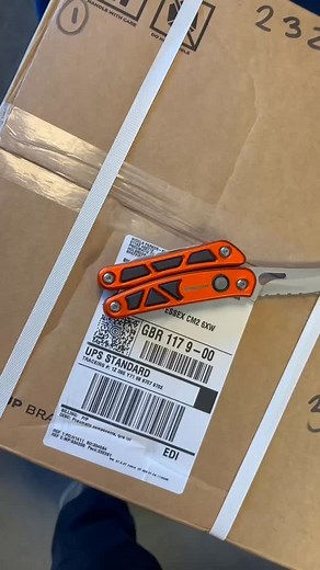 21 reactions | What’s in the box??  Well you only have to wait...