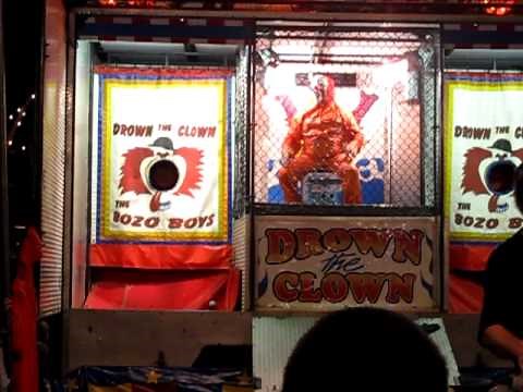 Obnoxious Clown gets dunked at San Gennaro Festival