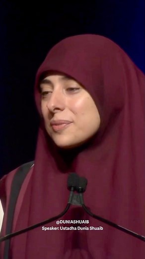 225K views · 10K reactions | Our beloved Prophet Muḥammad ﷺ said, “If the servant glorifies Allah, Allah Almighty said…. If the servant declares there is no God but Allah, Allah Almighty says: Record for my servant an abundance of my love.” Source: al-Du’ā’ li-Ṭabarāni 1582 Grade: Hasan li ghayri (fair due to external evidence) according to Al-Albani | Dunia Shuaib | Facebook