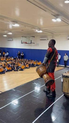 M’bemba Bangoura demonstrating the djembe for eager students at a NYC school 👏 #wuladrum #djembe #bhm