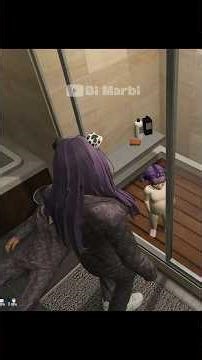 Auntie is embarrassed to see her stomach after taking a shower