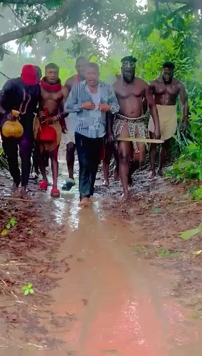 ESAN TODAY Watch a short script of a movie filmed in Esanland about Esan cultural heritage brought together by Mercy Johnson Okojie, featuring legendary Actor late Jnr Pope Odonwodo. May his gentle soul continue to rest in peace | Uromi Esan Oyee