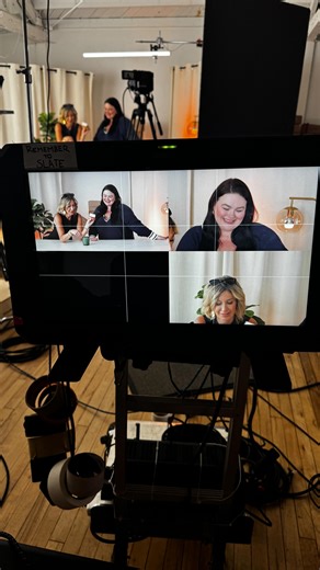 FabFitFun on Instagram: "❌ GIVEAWAY CLOSED ❌ Congrats to our winner @michelebanze 🏆 Stay tuned for more chances to win! ✨VIRTUAL SCAVENGER HUNT✨If you’re not on your way to Charlotte, then you better be entering this Giveaway to win one year to FabFitFun... 1. Guess any Winter Box product or brand you think you see in this reel. 2. Using #giveaway in the comments Terms apply – see terms and official rules on our link in bio. Winner will be announced tomorrow, Monday, 10/13 in the caption. You m