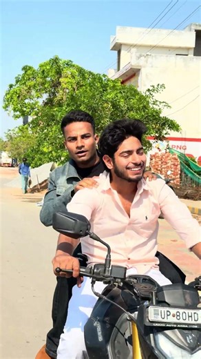 Aaj to bacha liya || 🥰🥰🥰 Aman malouniya || #song #viralmusi