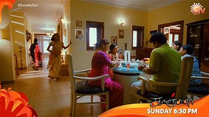 எங்கையாவது விளையாட போயிட்டு எதையாவது இழுத்துட்டு வர வேண்டியது நகைச்சுவை கலந்த திகில் திரைப்படம் #காஞ்சனா உங்கள் #சன்டிவி -யில் ஞாயிறு மாலை 6.30 மணிக்கு காணத்தவறாதீர்கள். #Kanchana #KanchanaOnSunTV #SunTV #SoliallySun | Sun TV