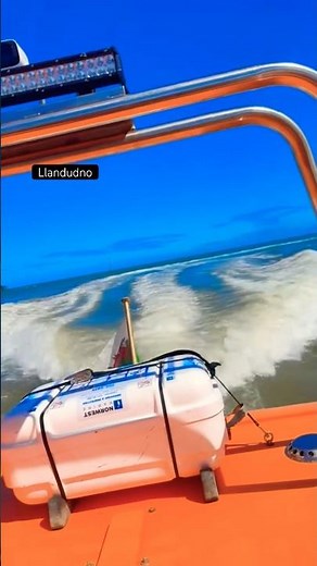 LLANDUDNO part 3| Full tour of INCREDIBLE seaside holiday town Llandudno North Wales